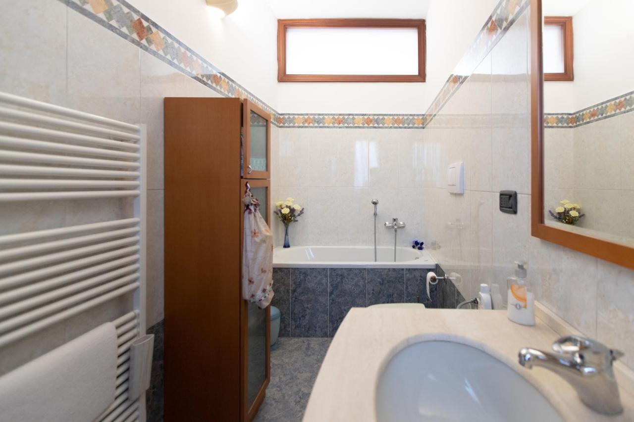 Anfol Hotel Bari Exterior foto