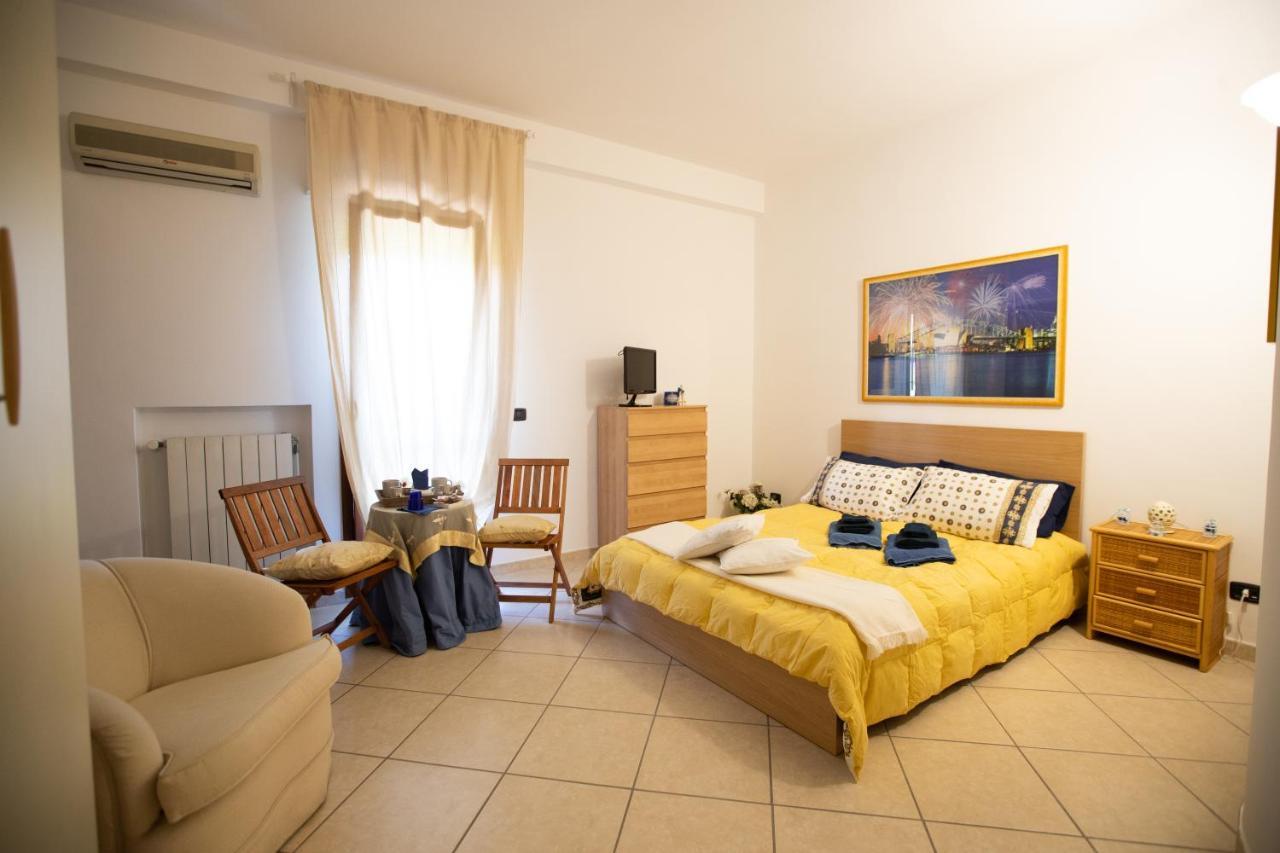 Anfol Hotel Bari Exterior foto